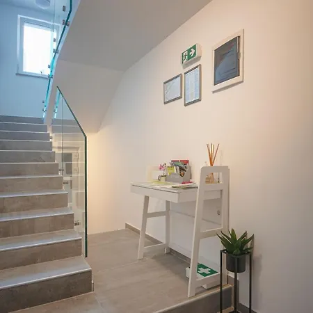 Exclusive Pula City Apartments Exterior photo